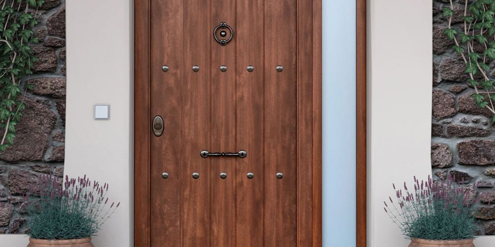 Carpinteros en Murcia-puertas-de-seguridad-madera-carpintero